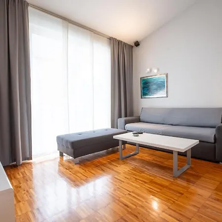 Apartment In The Heart Of